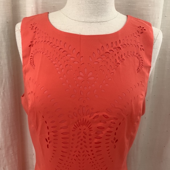 NWT Coral Perforated Design Dress size L - Picture 5 of 17